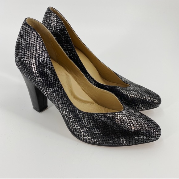 SOLD Poppy Barley snake skin and leather viva pump
